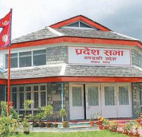 गण्डकीमा नयाँ सरकार गठनको प्रयास : जनमोर्चाका सांसदले साथ नदिदा काँग्रेस–माओवादीलाई सकस