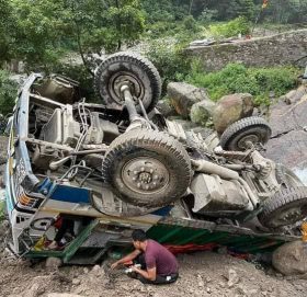 मनाङ छिर्ने डरलाग्दो बाटो